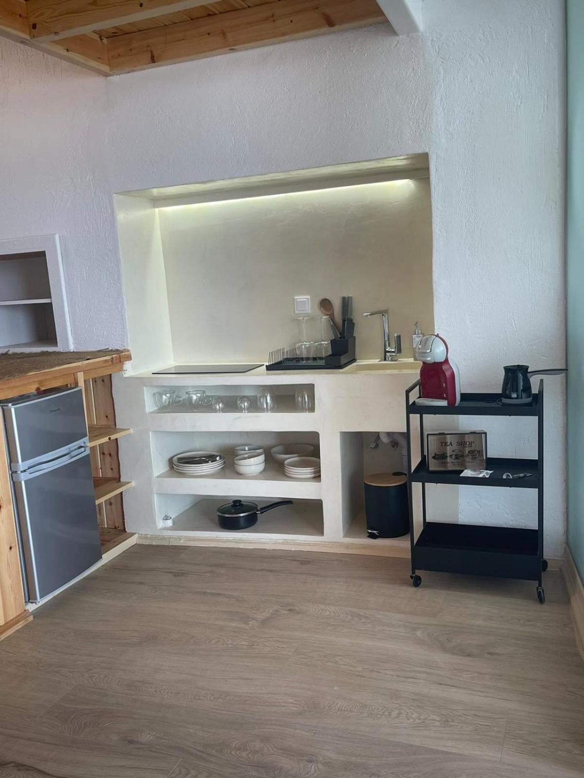 Michalelis Loft & Cave Apartment Plomari Exterior photo