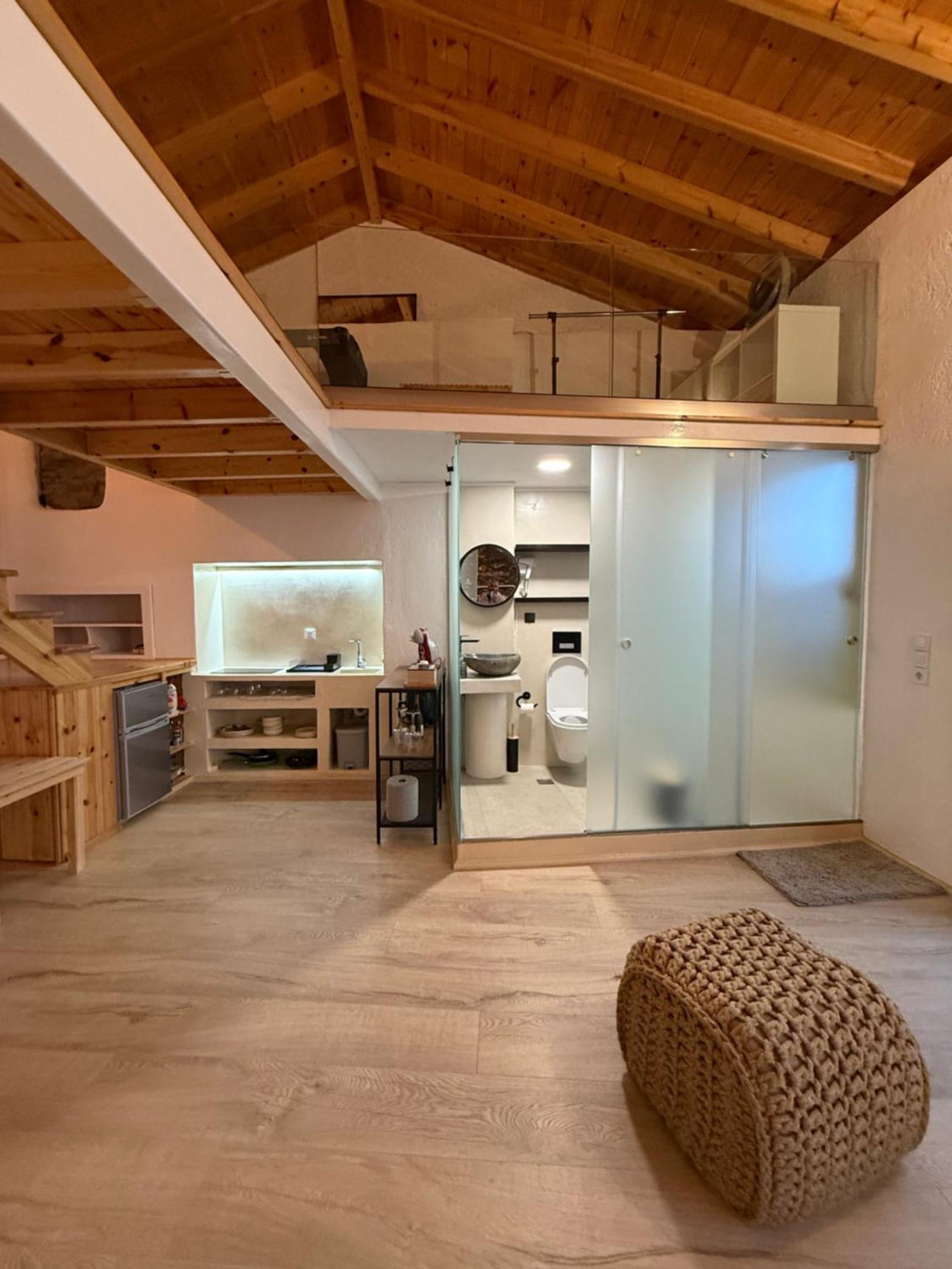 Michalelis Loft & Cave Apartment Plomari Exterior photo